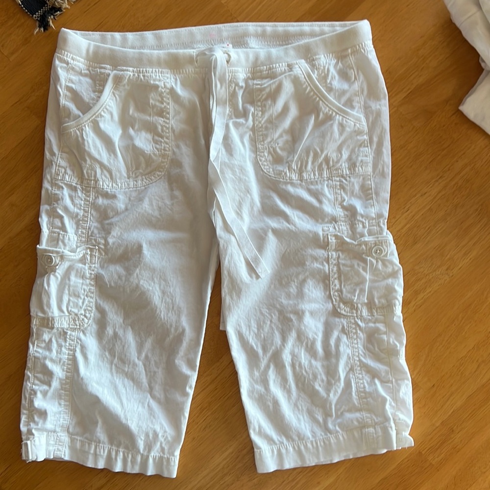 Hollister Knee Length shorts